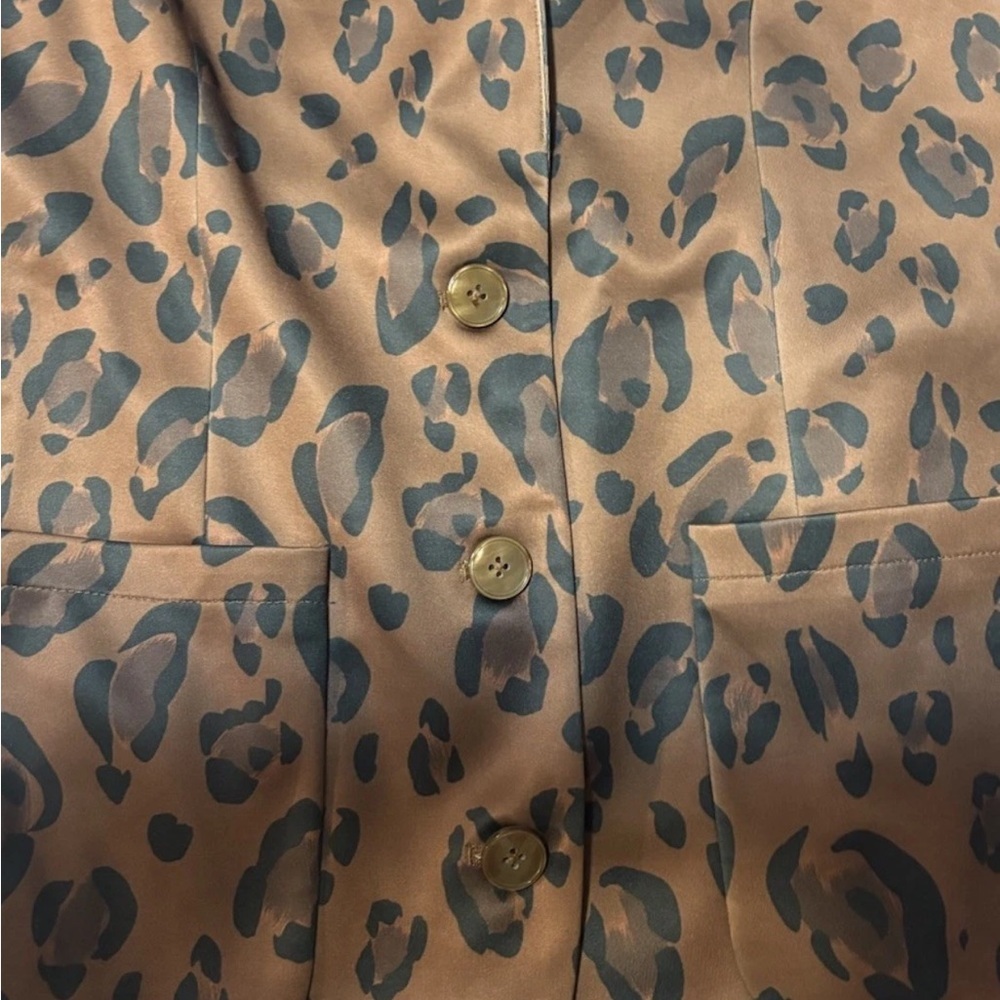 Isaac Mizrahi Brown Animal Print Blazer - Picture 2 of 8